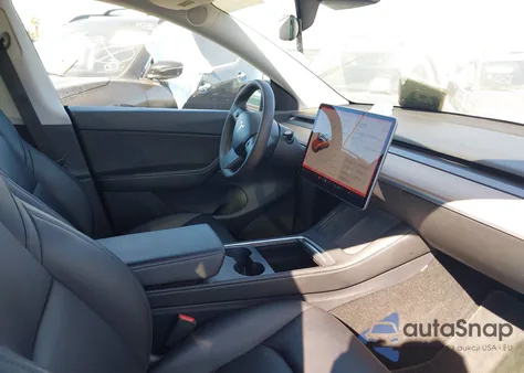 2021 Tesla Model Y Long Range Dual Motor All-Wheel Drive из США, поврежденный, VIN 5YJYGDEE2MF216935